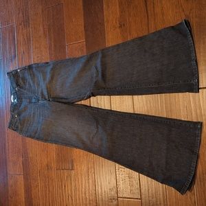 Black Wash Flare Women’s Jeans